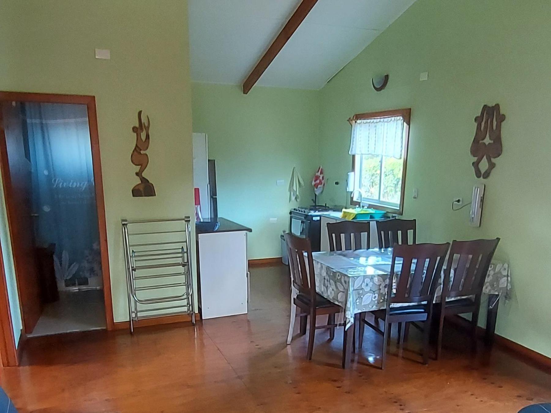 Uka Vaikava Villa Hanga Roa Exteriör bild