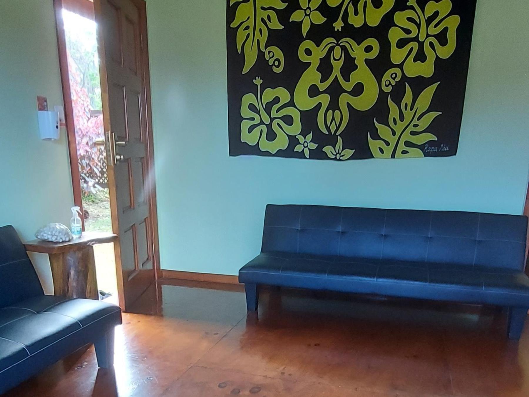 Uka Vaikava Villa Hanga Roa Exteriör bild