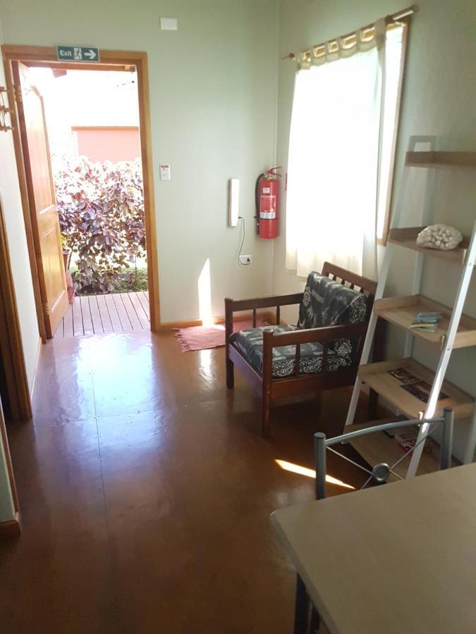 Uka Vaikava Villa Hanga Roa Exteriör bild